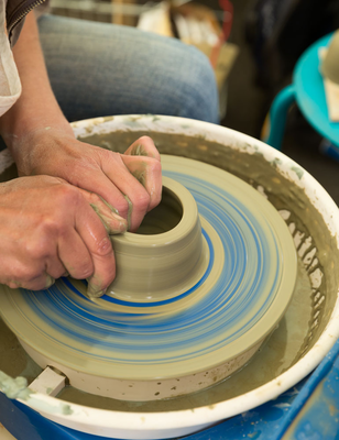 澳大利亞再獲新訂單 繼鐵礦石之后，我國擴大進口日用陶瓷制品